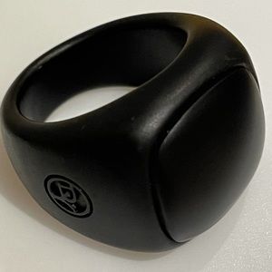 David Yurman EXOTIC STONE SIGNET RING  IN BLACK TITANIUM 9.5